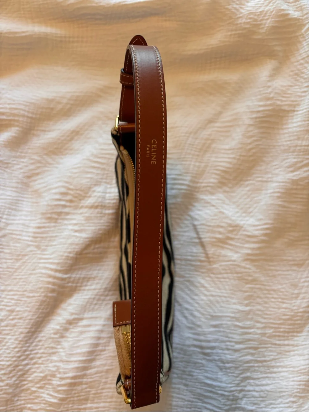 Celine 2021 Vintage Canvas Ava Bag - Picture 3 of 10